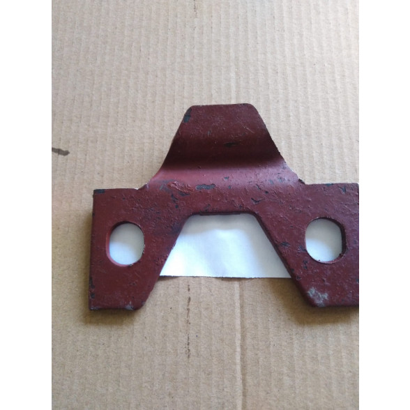 Pļaujmašīnas naža piespiedplāksnīte KZNM 08407