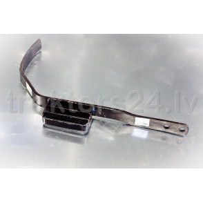 Priekš.spārna kronšteins (garais) 80-8403015