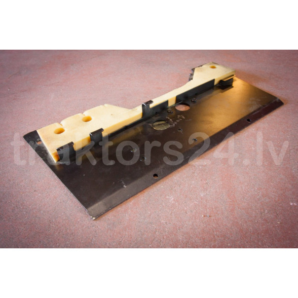 Kabīnes grīdas pārklājs (met.) 80-6702310