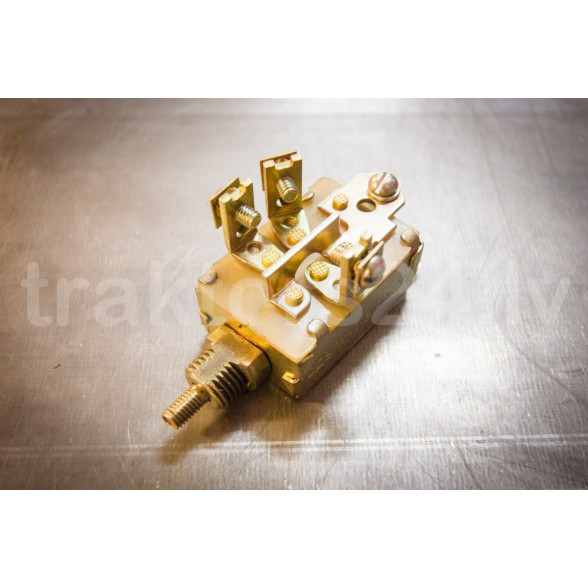 Gaismu pārslēdzējs 37.003.417-82C00375