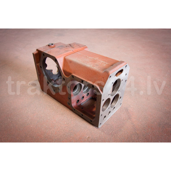 Ātrumkārbas korpuss 082-2301011 (B-132H)