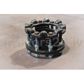 Starpgabals 70-3109030 (riepai 9.5-42, 11.2R42, 15.5R38)